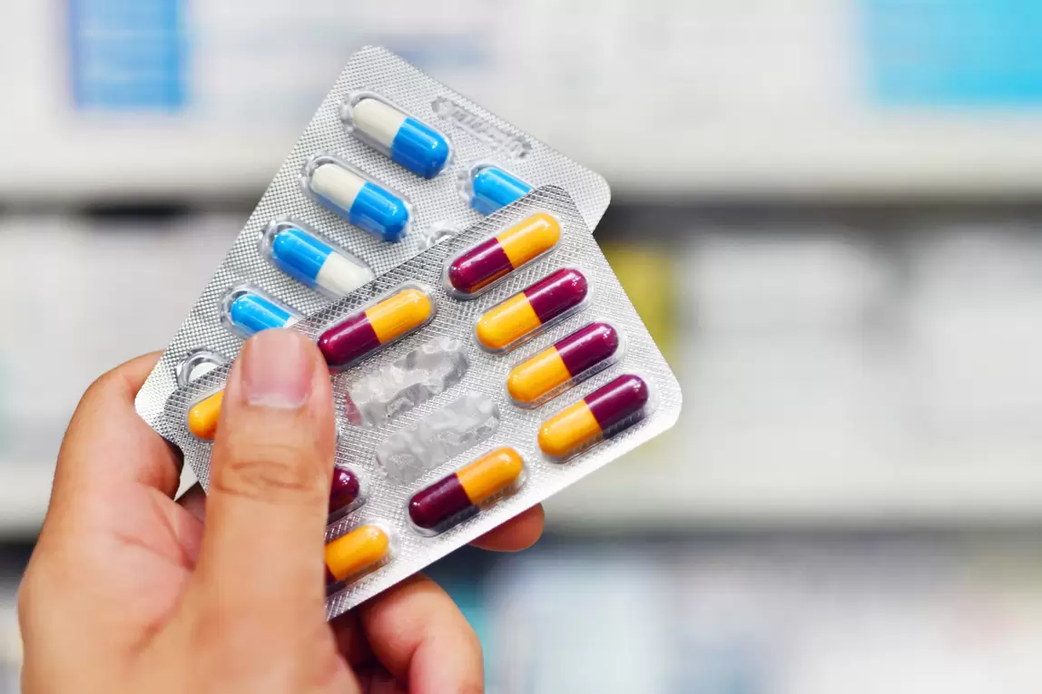 Антидепрессанты без рецепта: список лучших препаратов, названия и цены