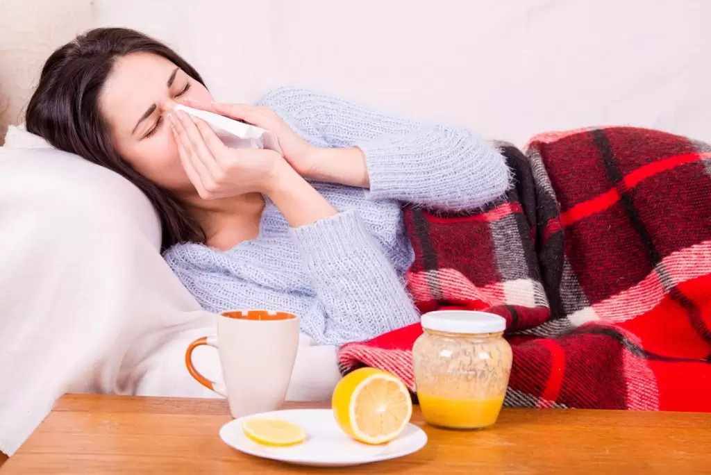 Частая простуда: откуда она берётся и как повысить защиту организма